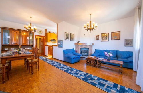 Castelveccana Apartment | 120 m² Apartment ∙ 6 bedrooms ∙ 10 guests