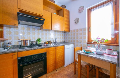 Castelveccana Apartment | 120 m² Apartment ∙ 6 bedrooms ∙ 10 guests