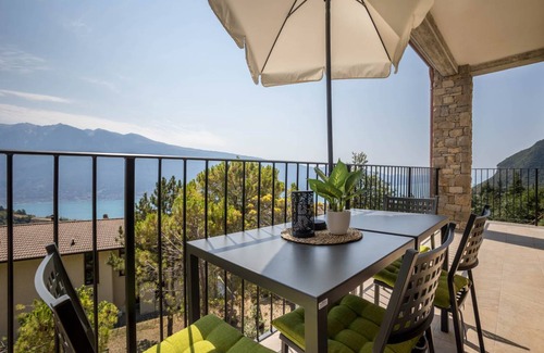 Aer House | 120 m² House ∙ 2 bedrooms ∙ 4 guests