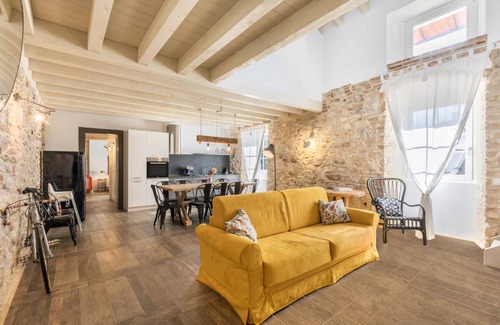 Desenzano del Garda Apartment | 120 m² Apartment ∙ 3 bedrooms ∙ 9 guests