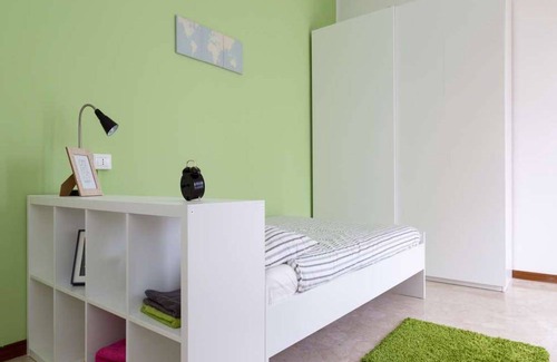 Cesano Boscone Resort | 120 m² Private room ∙ 1 bedroom ∙ 1 guest