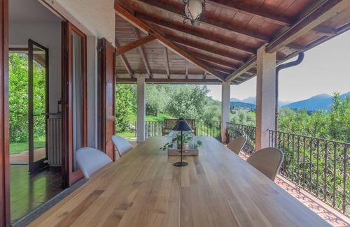 Varenna Villa | 132 m² Villa ∙ 3 bedrooms ∙ 4 guests