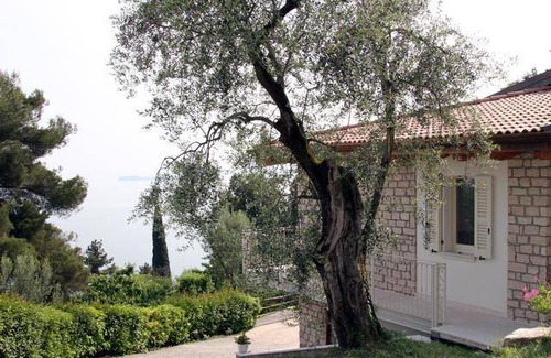 Toscolano Maderno House | 140 m² House ∙ 2 bedrooms ∙ 5 guests