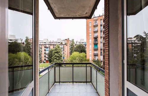 Cesano Boscone Resort | 140 m² Private room ∙ 1 bedroom ∙ 1 guest