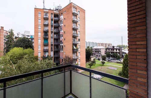 Cesano Boscone Resort | 140 m² Private room ∙ 1 bedroom ∙ 1 guest
