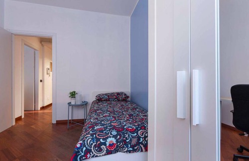 Crescenzago Resort | 140 m² Private room ∙ 1 bedroom ∙ 1 guest