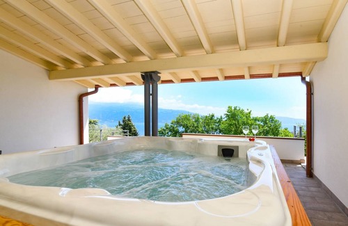Pulciano Villa | 140 m² Villa ∙ 3 bedrooms ∙ 6 guests