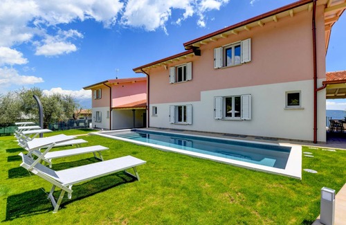 Pulciano Villa | 140 m² Villa ∙ 3 bedrooms ∙ 6 guests