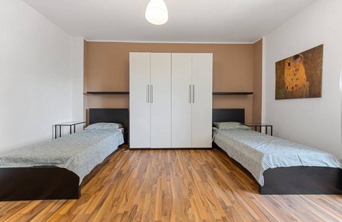 Ticinese Other | 141 m² Shared room ∙ 1 bedroom ∙ 1 guest