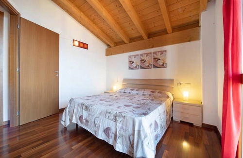 Regoledo Villa | 150 m² Villa ∙ 4 bedrooms ∙ 9 guests