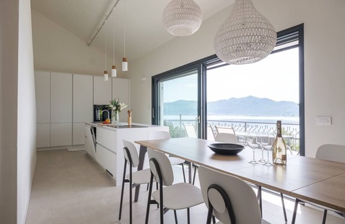 Predore Villa | 152 m² Villa ∙ 3 bedrooms ∙ 8 guests