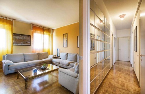 Quarto Cagnino Apartment | 160 m² Apartment ∙ 3 bedrooms ∙ 6 guests