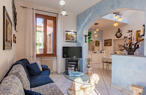 Porto Ceresio House | 160 m² House ∙ 1 bedroom ∙ 7 guests