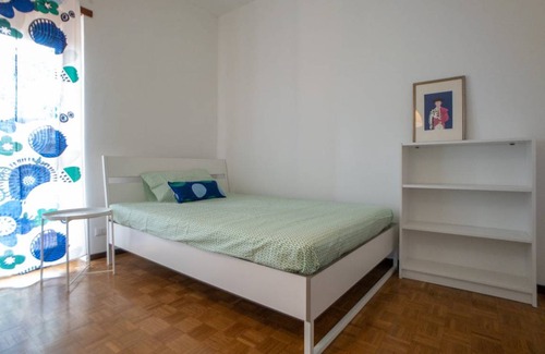 Cologno Monzese Other | 160 m² Shared room ∙ 1 bedroom ∙ 1 guest