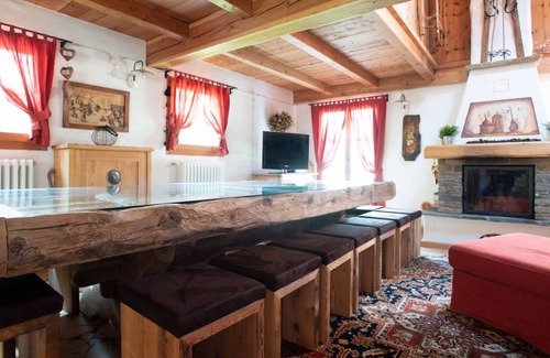 Tola House | 166 m² House ∙ 3 bedrooms ∙ 6 guests
