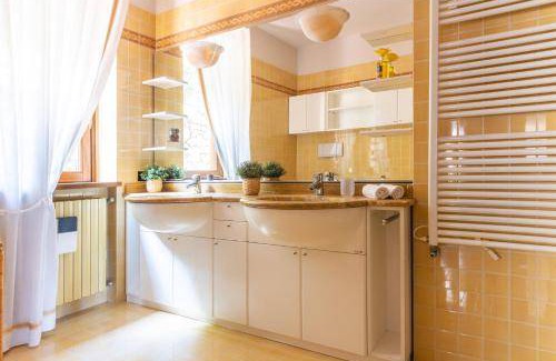 Sarnico Villa | 180 m² Villa ∙ 4 bedrooms ∙ 8 guests