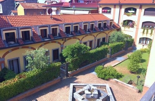 Busto Arsizio Apartment | 2 BDR CLOSE TO MALPENSA-RHO Fair. Free Wifi + PARKING