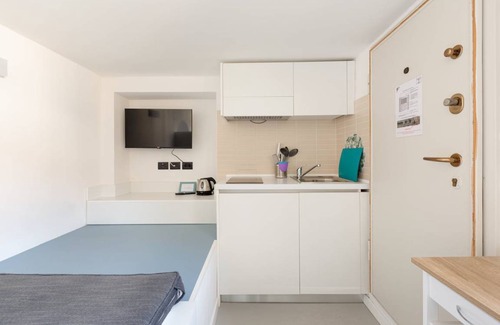 Magenta Apartment | 20 m² Apartment ∙ 1 guest
