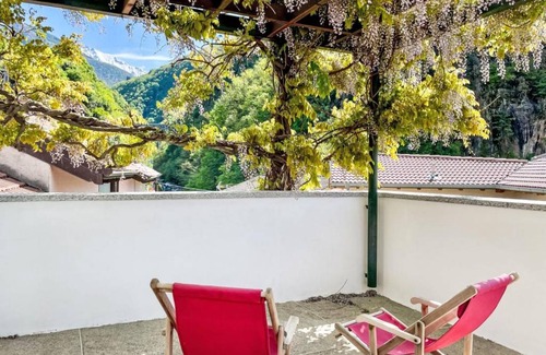 Dervio Apartment | 200 m² Apartment ∙ 3 bedrooms ∙ 6 guests