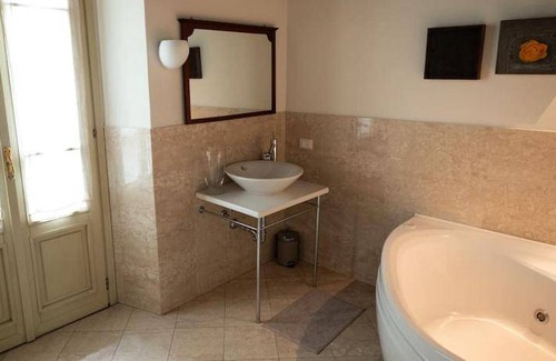Centro Storico Nord Apartment | 200 m² Apartment ∙ 3 bedrooms ∙ 6 guests