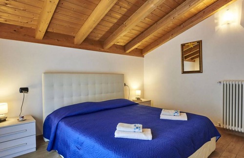 Dervio Apartment | 200 m² Apartment ∙ 5 bedrooms ∙ 12 guests