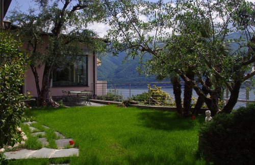 Cressogno House | 200 m² House ∙ 3 bedrooms ∙ 6 guests