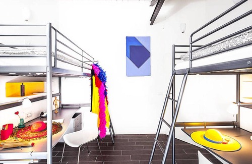 Bovisa Other | 200 m² Shared room ∙ 1 bedroom ∙ 1 guest