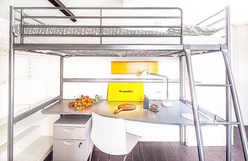 Bovisa Other | 200 m² Shared room ∙ 1 bedroom ∙ 1 guest