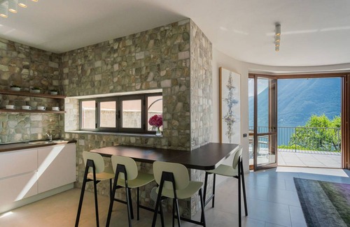 Argegno Villa | 200 m² Villa ∙ 4 bedrooms ∙ 8 guests