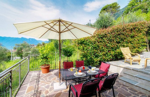 Azzano Villa | 206 m² Villa ∙ 3 bedrooms ∙ 6 guests