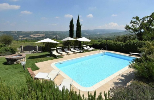 Castana Villa | 210 m² Villa ∙ 4 bedrooms ∙ 8 guests