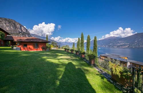 Cadenabbia Resort | 240 m² Luxury rental ∙ 6 bedrooms ∙ 12 guests