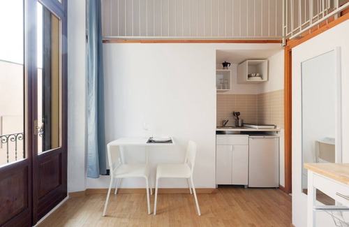 Magenta Apartment | 25 m² Apartment ∙ 2 guests