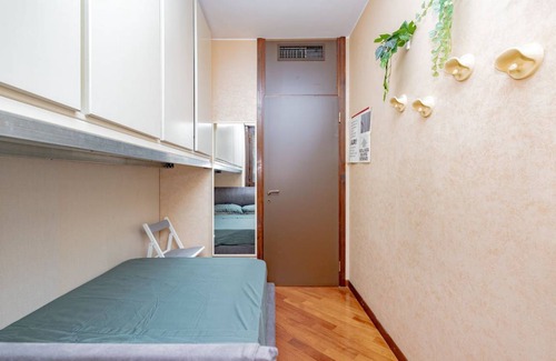 Ghisolfa Resort | 250 m² Private room ∙ 1 bedroom ∙ 1 guest