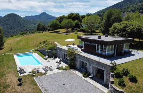 Cerano d'Intelvi Villa | 250 m² Villa ∙ 4 bedrooms ∙ 10 guests