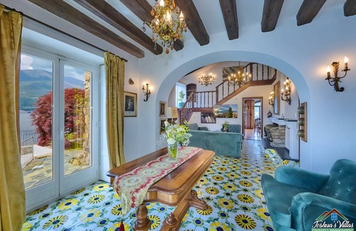 Bellano Villa | 250 m² Villa ∙ 4 bedrooms ∙ 8 guests