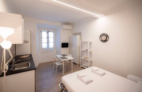 Porta Venezia Apartment | 27 m² Apartment ∙ 2 guests