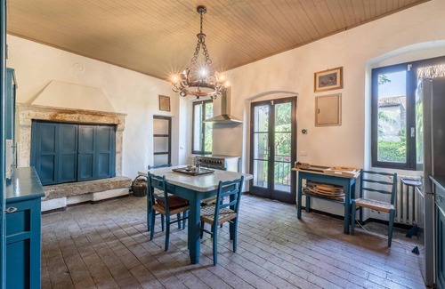 Ponti sul Mincio House | 280 m² House ∙ 4 bedrooms ∙ 8 guests