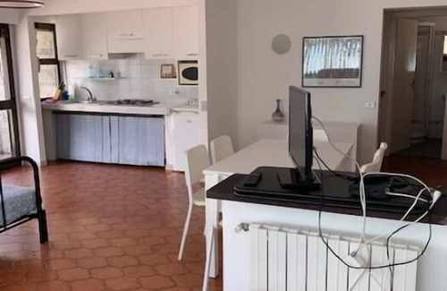 Germignaga House | 3-room terraced house with terrace in all-day sunny location right on the beach