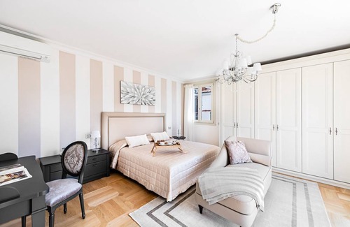 Colombare Apartment | 350 m² Apartment ∙ 4 bedrooms ∙ 10 guests