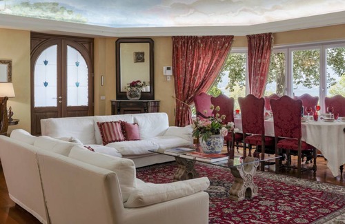 Ispra Villa | 350 m² Villa ∙ 4 bedrooms ∙ 8 guests