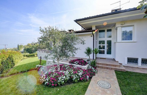 Cunettone-villa Villa | 350 m² Villa ∙ 5 bedrooms ∙ 10 guests
