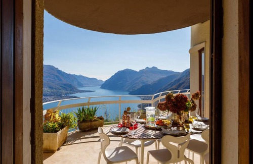 Civenna Villa | 400 m² Villa ∙ 6 bedrooms ∙ 13 guests