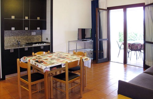 Moniga del Garda House | 42 m² House ∙ 1 bedroom ∙ 4 guests