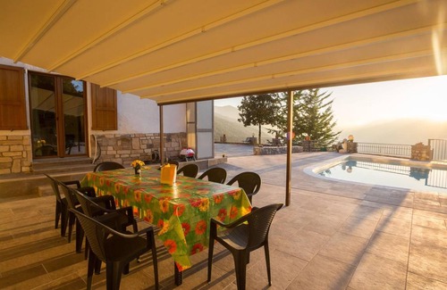 Artogne House | 480 m² House ∙ 6 bedrooms ∙ 12 guests