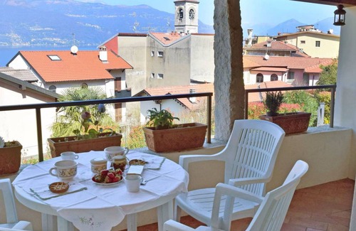 Porto Valtravaglia Other | 50 m² Accommodation ∙ 1 bedroom ∙ 4 guests