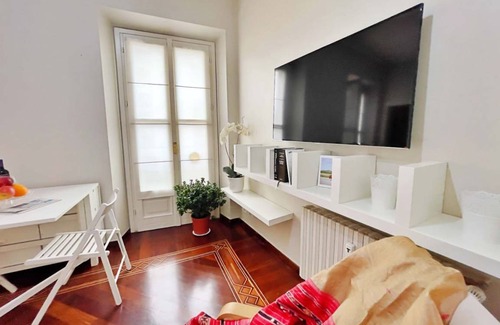 San Babila Apartment | 50 m² Apartment ∙ 1 bedroom ∙ 2 guests