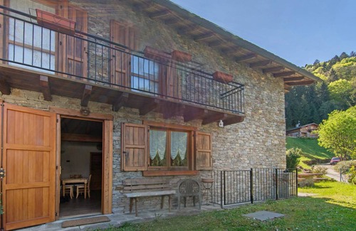 Cosio Valtellino House | 50 m² House ∙ 2 bedrooms ∙ 6 guests