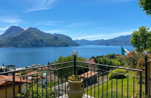 Santa Maria - Rezzonico Apartment | 54 m² Apartment ∙ 1 bedroom ∙ 3 guests