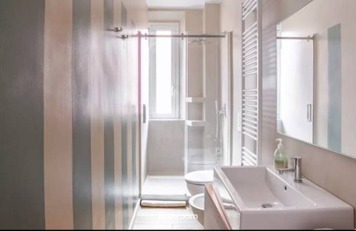 Tricolore Apartment | 60 m² Apartment ∙ 1 bedroom ∙ 2 guests